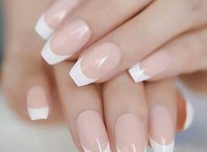 Beyaz ve pembe manikür için orijinal fikirler