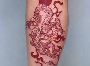 Kırmızı renkli dövmeler hakkında her şey