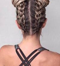 Kızlar için Doğum Günü Saç Modelleri