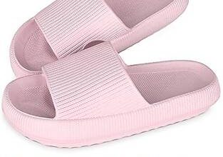 Kauçuk parmak arası terlikler