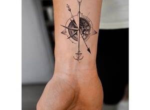 Dövme «Kurt pençesi»: anlamı ve eskizleri