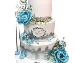 Gümüş bir düğün için pasta nasıl seçilir?