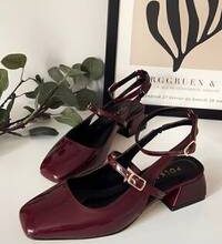 Mary Jane ayakkabılar