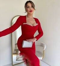 Kırmızı elbise altında manikür: seçenekler ve tasarım seçimi