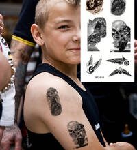 Gençliği simgeleyen dövmeler