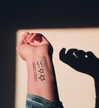 Sembol şeklinde dövme