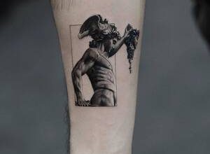 Dövme «Mantra» hakkında inceleme;