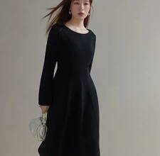 Kadınlar için giyimde zarif stil