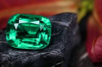 Doğal bir zümrüt yapay bir zümrütten nasıl ayırt edilir??
