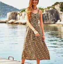 Yeni başlayanlar için yazlık sundress modeli