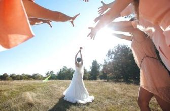 Düğünde gelinin jartiyerini yakalamak - ne anlama geliyor?