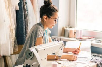 Kadın tişörtü nasıl dikilir: kesikler ve ustalık sınıfları