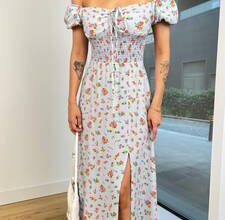 Ten rengi elbise - kışkırtıcı bir görünüm için