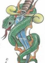 Dövmelerde hançerli yılanın anlamı ve eskiz çeşitleri